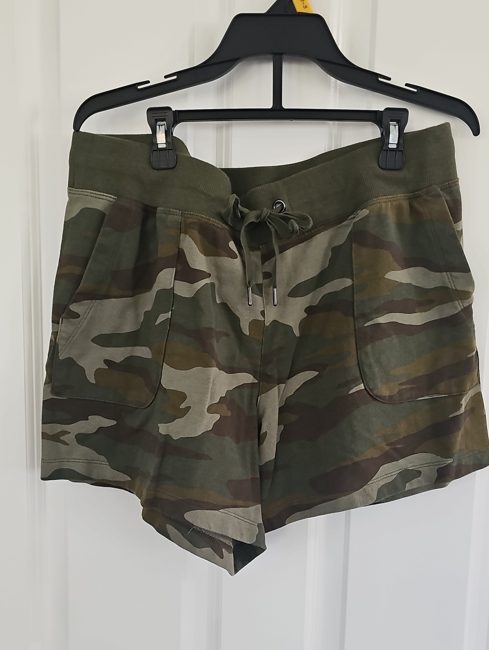 Terra & Sky Olive Camo Drawstring Athletic Shorts
